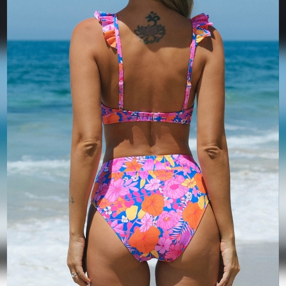 Cupshe Floral Rufled Bralette & High Waist Bikini Set L - Picture 2 of 16